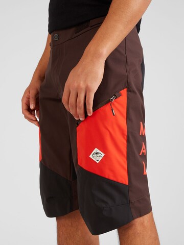 Regular Pantalon de sport 'Pinas' Maloja en marron