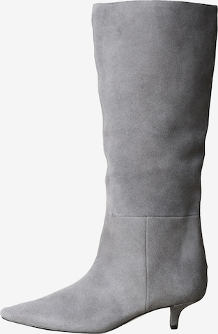 pilka Next Auliniai: priekis