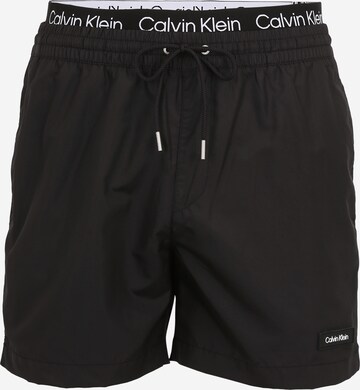 Calvin Klein Swimwear Badeshorts in Schwarz: front