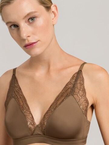 Hanro Triangle Bra ' Juna ' in Brown