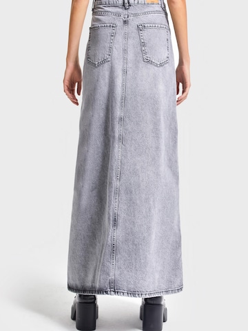 IT'S BASIC Skirt 'Maxi Denim Skirt' in Grey