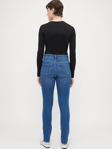 Slimfit Jeans 'ONLSUI' de la Only Tall pe albastru