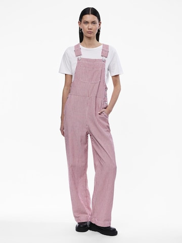 PIECES Jumpsuit 'ALLO' in Rood: voorkant