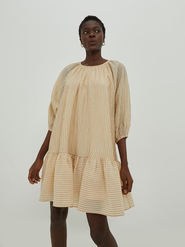 Robe 'Paola' EDITED en beige : devant