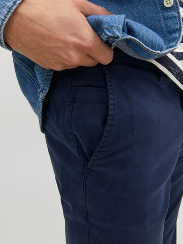 JACK & JONES Slimfit Chino kalhoty 'JJIMarco JJFred' – modrá