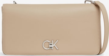 Calvin Klein Clutch in Bruin: voorkant