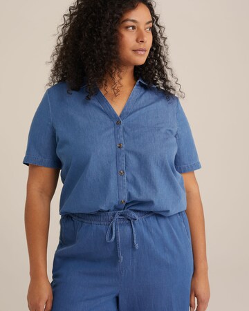WE Fashion Blouse in Blue: front