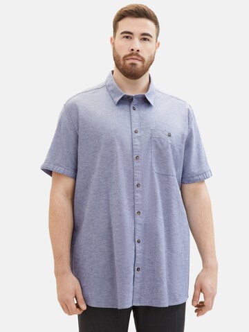 TOM TAILOR Men + Comfort fit Button Up Shirt in Blue: front