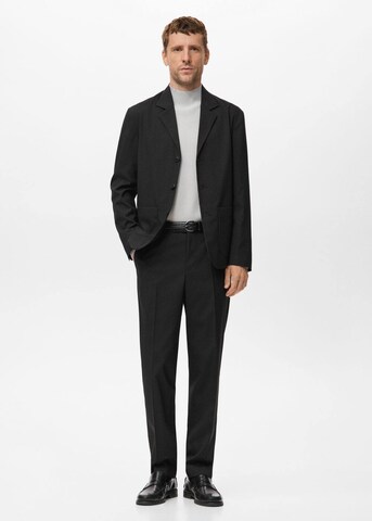 MANGO MAN Regular Pleated Pants in Black