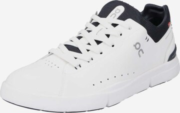 On Спортивная обувь на шнуровке 'THE ROGER Advantage' в Белый: спереди