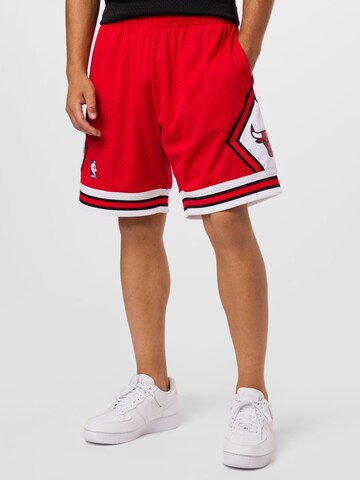 Mitchell & Ness regular Παντελόνι σε κόκκινο: μπροστά