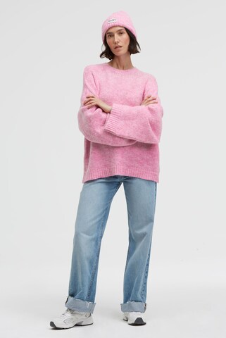 SENSES.THE LABEL Sweater in Pink