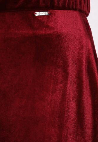 baradello Rok in Rood