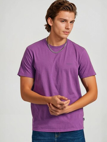 T-Shirt Funky Buddha en violet : devant