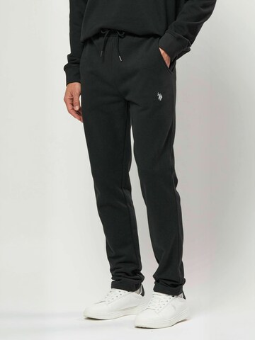 Regular Pantaloni ' UMGeorge ' de la U.S. POLO ASSN. pe negru: față