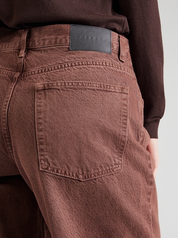 TOPSHOP Luźne Jeansy 'LOWRIE' w kolorze brązowy