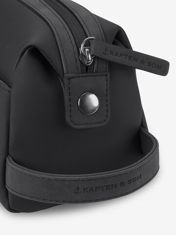 Kapten & Son Чанта за тоалетни принадлежности 'Windsor All Black' в черно