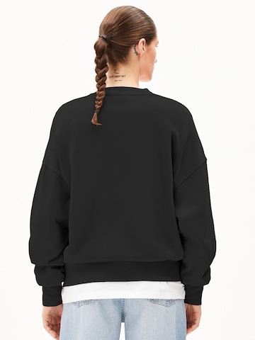 ARMEDANGELS Sweatshirt 'ALIZAA' in Schwarz