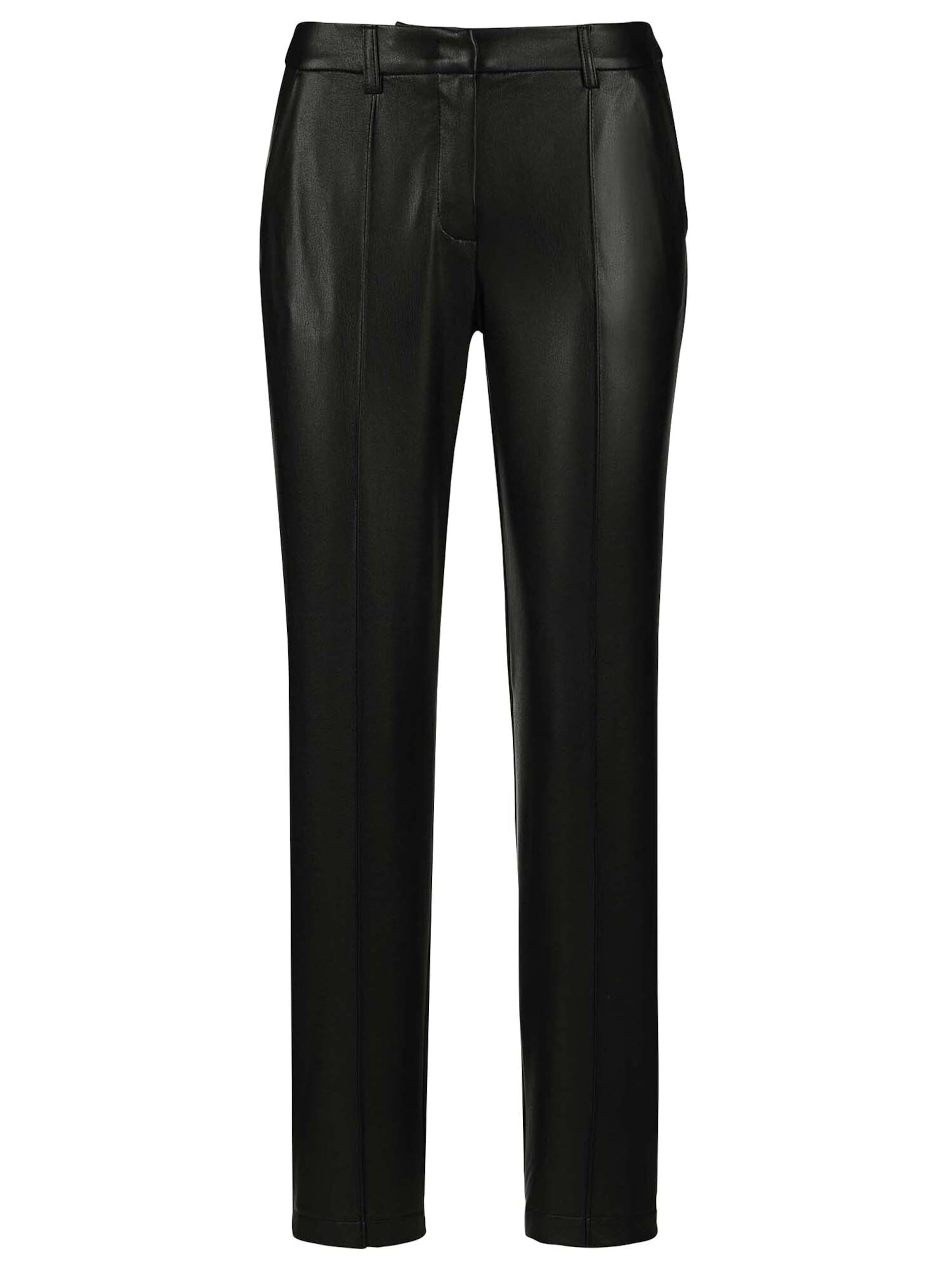 MADELEINE Tapered Hose in Schwarz: Vorderseite