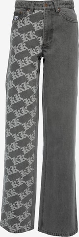 Wide leg Jeans di Karl Kani in grigio: frontale