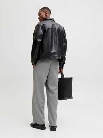 JACK & JONES Wide leg Trousers with creases in Grey