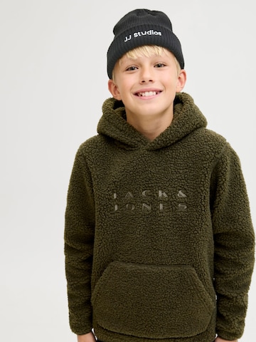 Jack & Jones Junior Beanie in Black: front