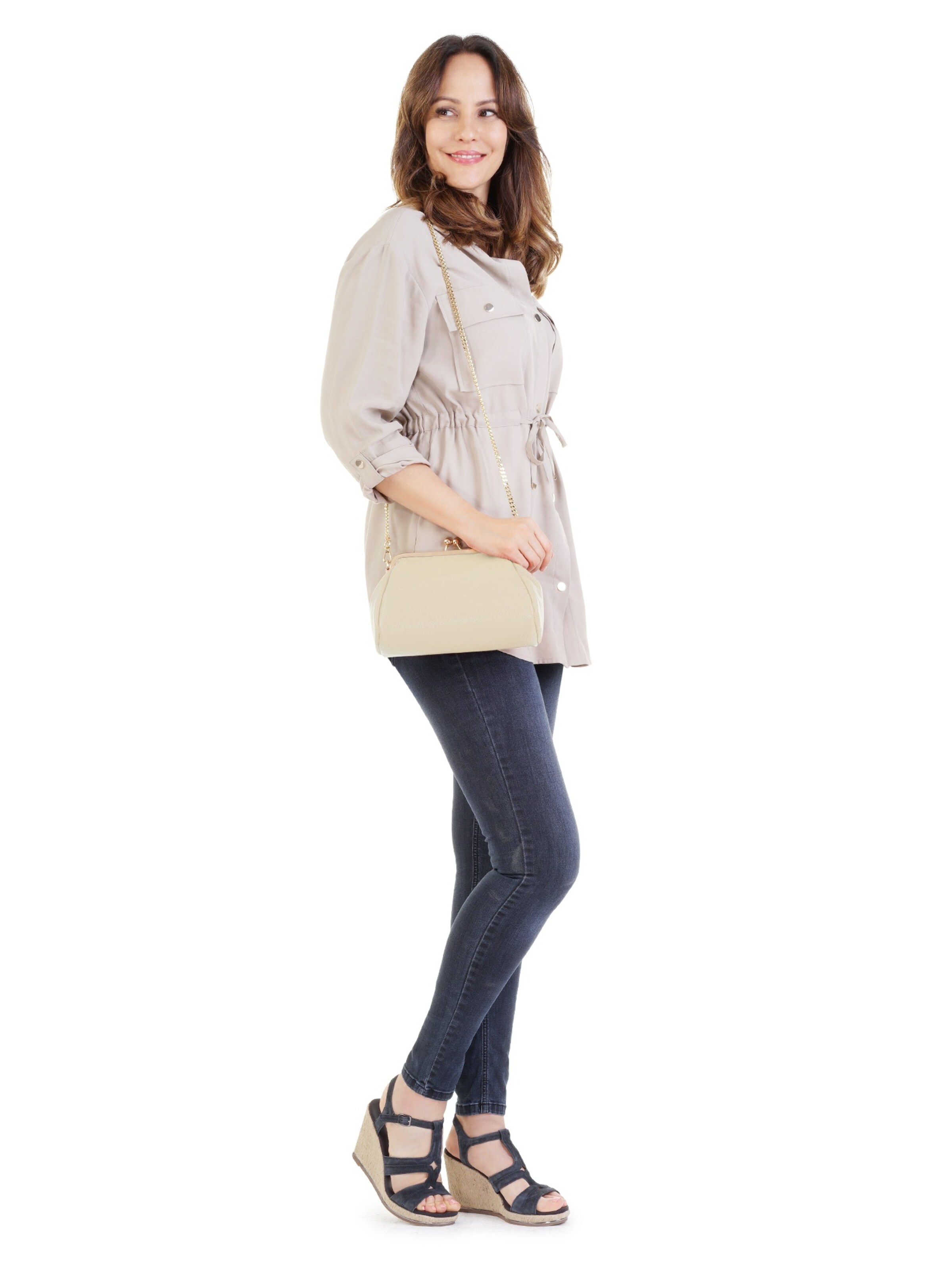 Cluty Clutch‌‌‌‌‌‌‌‌‌ in Beige