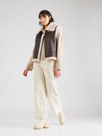 VILA Vest 'VIRisi' in Brown