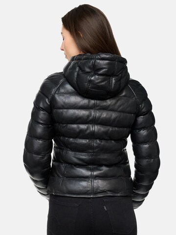 Tazzio Übergangsjacke 'F510' in Schwarz