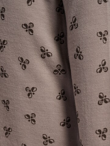 Hummel Shirt in Brown