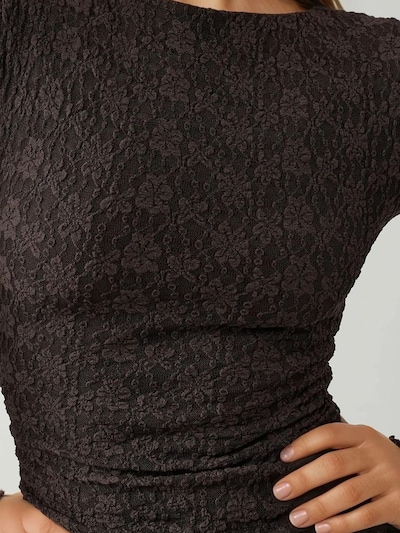 Hiccup Robe en marron châtaigne, Vue avec produit