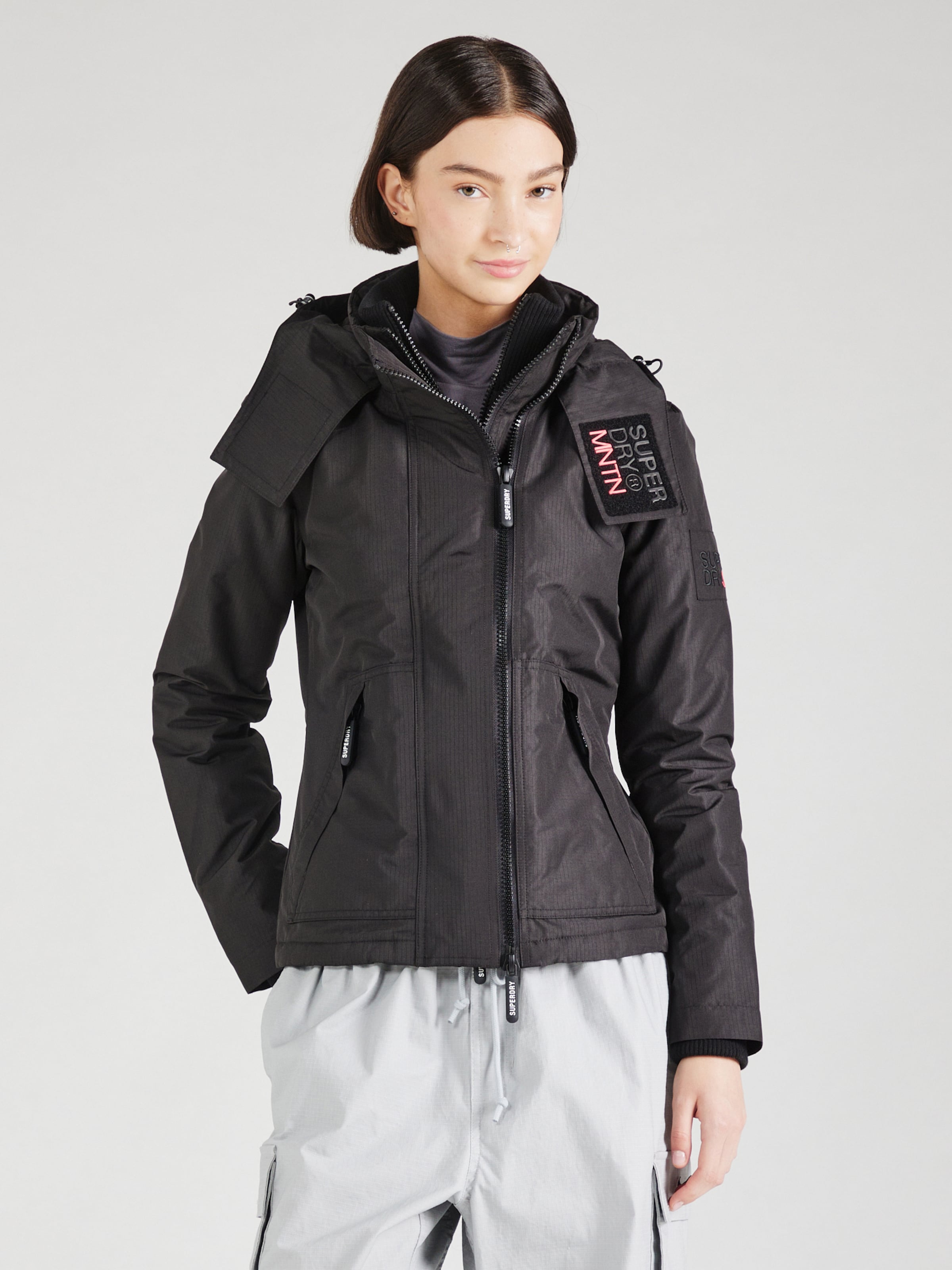 Veste mi saison Superdry en Noir ABOUT YOU