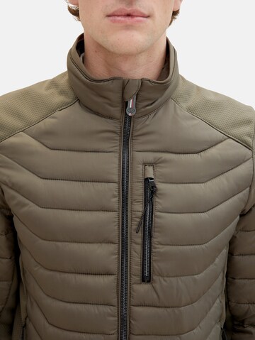 Parka de iarnă de la TOM TAILOR pe verde
