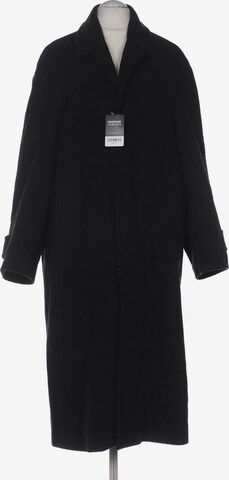 HECHTER PARIS Jacket & Coat in M in Black: front