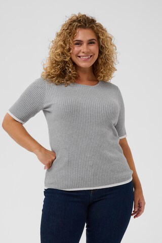 Pull-over 'Lizzy' KAFFE CURVE en gris : devant