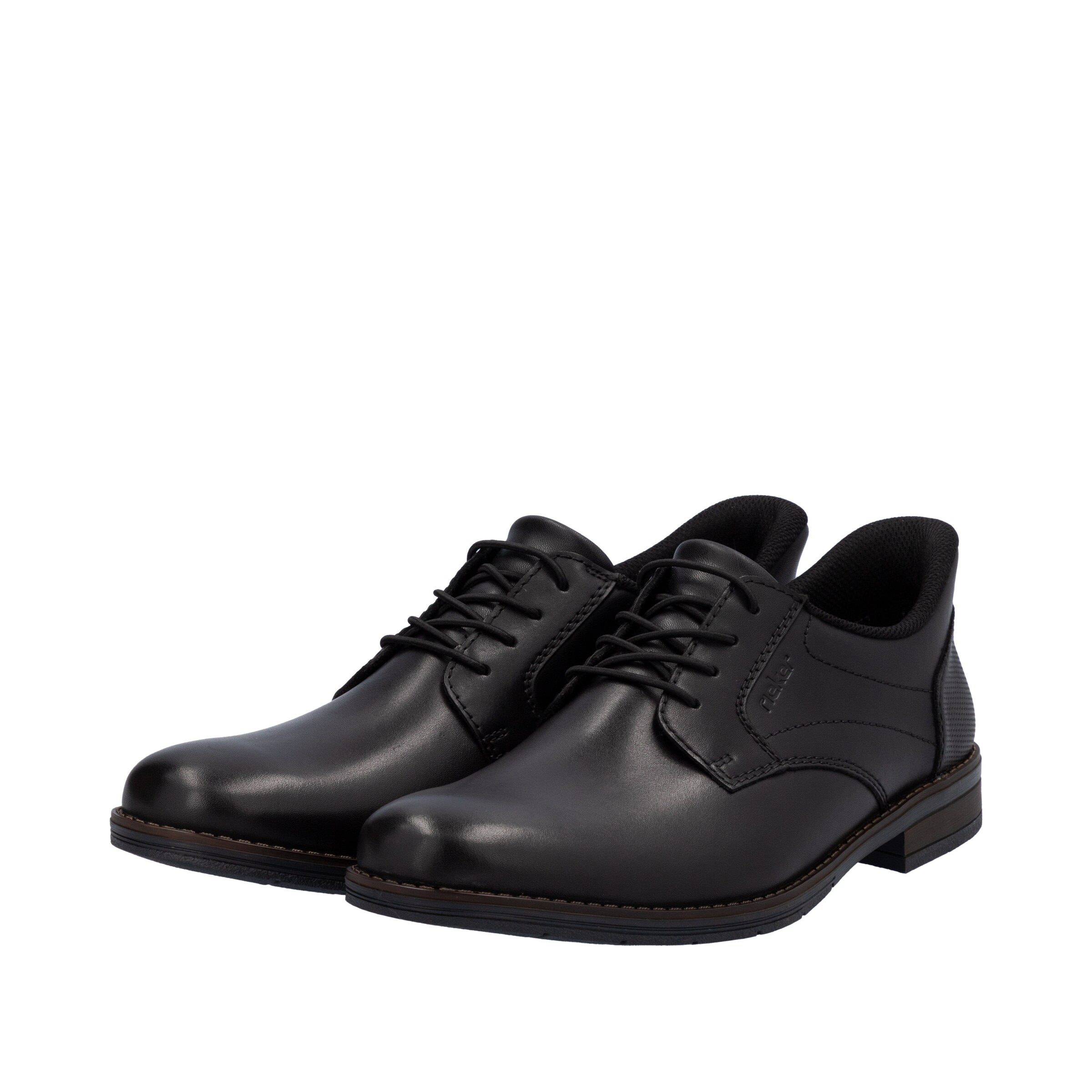 Chaussure à lacets Rieker en noir