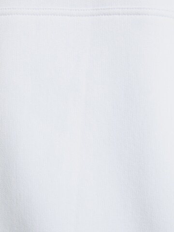 Sweat-shirt Bershka en blanc