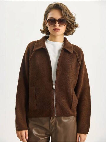 Giacchetta di Bianco Lucci in marrone