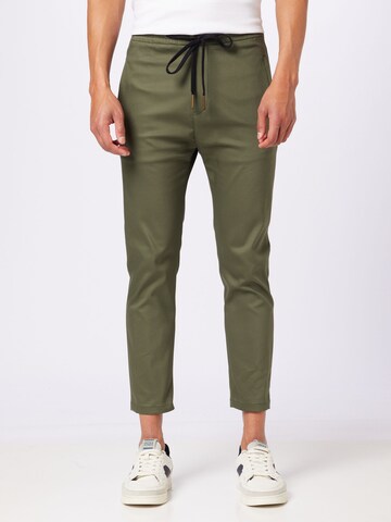 DRYKORN Regular Pants 'JEGER' in Green: front