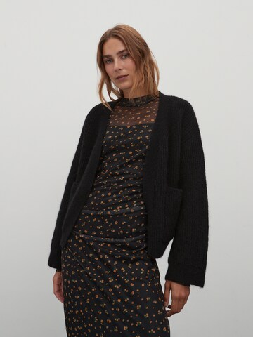 EDITED Knit cardigan 'Henriette' in Black: front