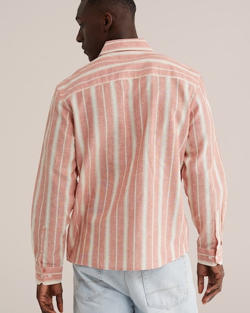 WE Fashion Tavaline suurus Triiksärk, värv punane