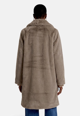 zero Winter Coat in Brown
