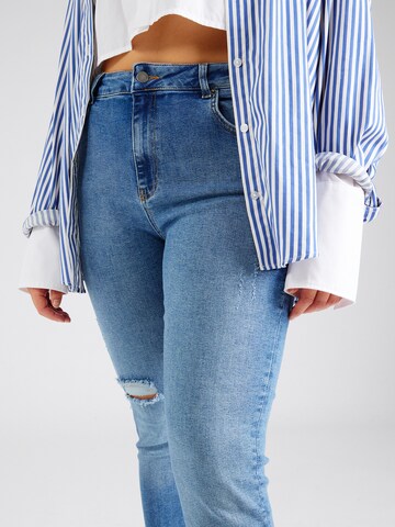 Skinny Jeans 'Hanna' di ABOUT YOU Curvy in blu