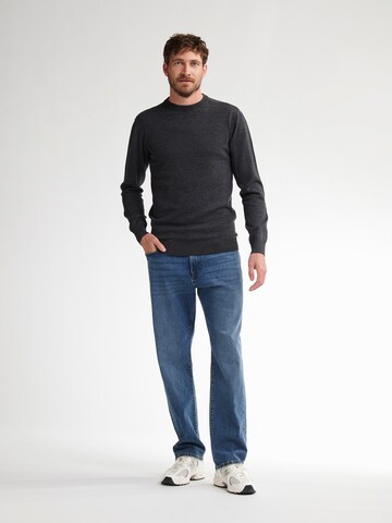 Pullover di Petrol Industries in grigio