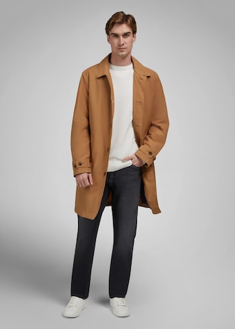 HECHTER PARIS Between-seasons coat in Brown: front