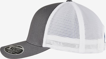 Cappello da baseball di Flexfit in grigio