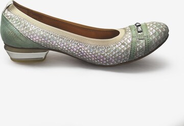 TIGGERS Ballet Flats in Silver