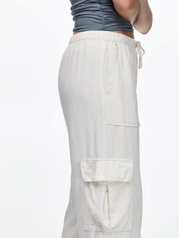 Pull&Bear Wide Leg Cargobukse i beige