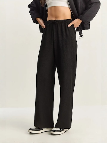Loosefit Pantalon Bianco Lucci en noir : devant