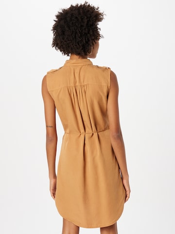 ONLY - Vestido camisero 'ARIZONA' en beige